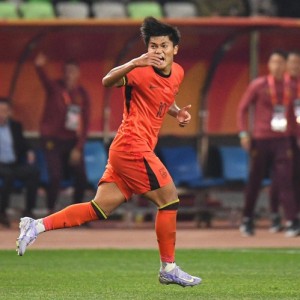 开云体育官网-蒯纪闻：对阵澳大利亚要先做好防守，再去想一些进攻的套路